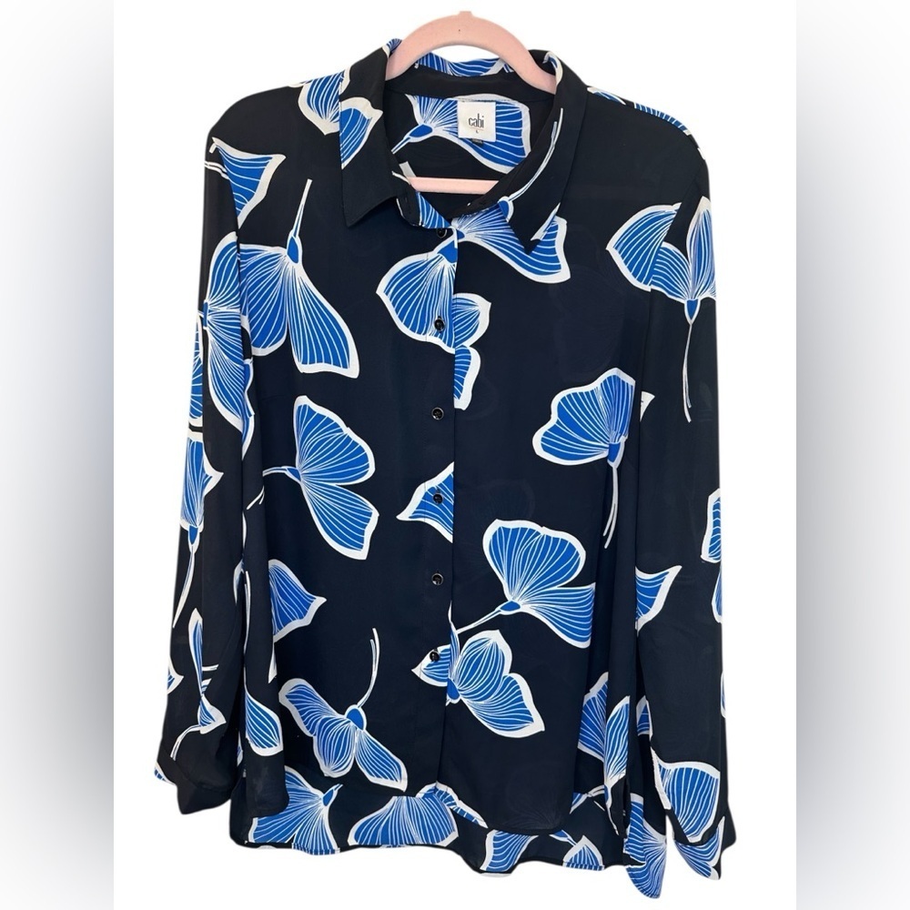 Cabi 6080 Regal Blouse S Navy Blue White Iris Floral Button-Up Top Spring 2022